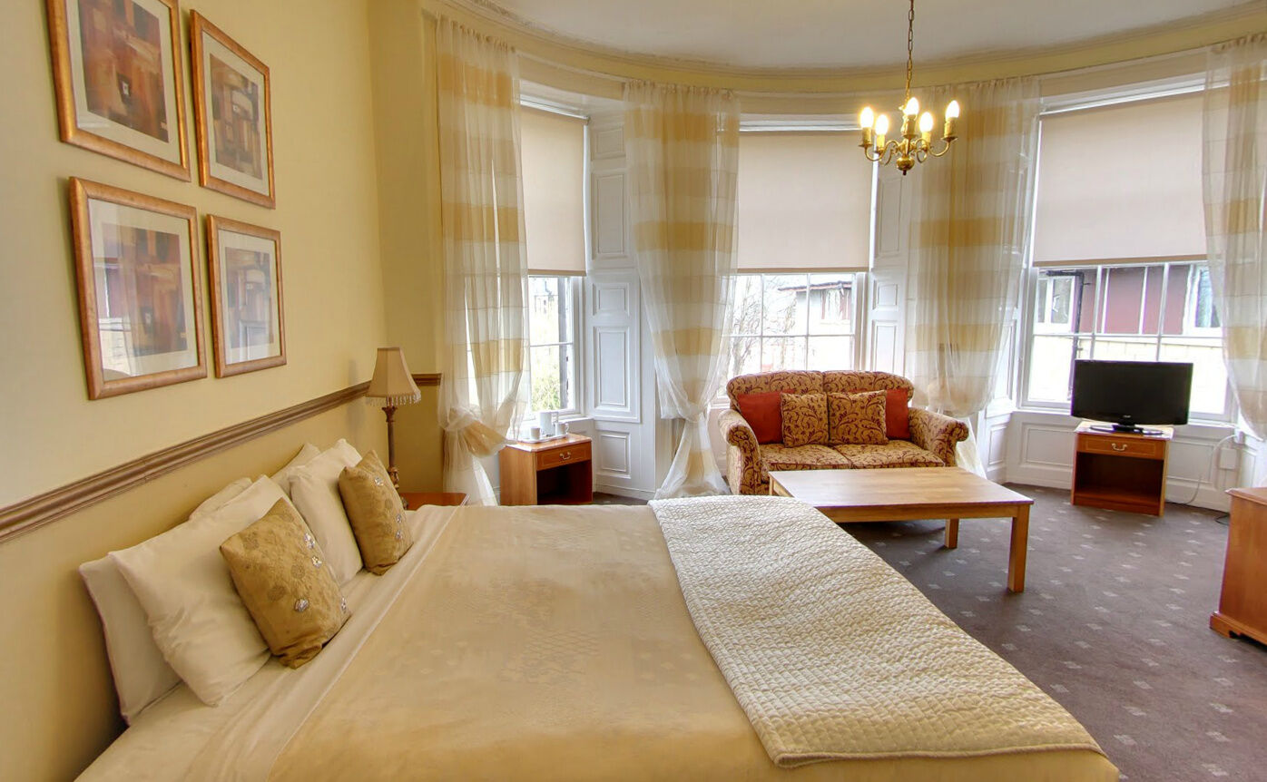 The Tontine 3*